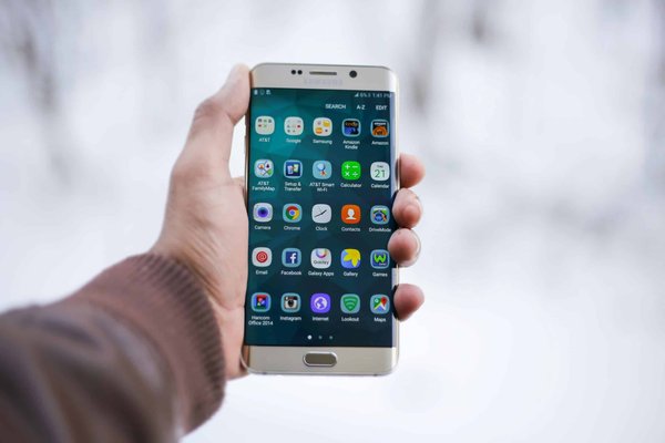 Comment gérer les sous-titres par défaut pour les vidéos sur un Samsung Galaxy S21 Ultra?